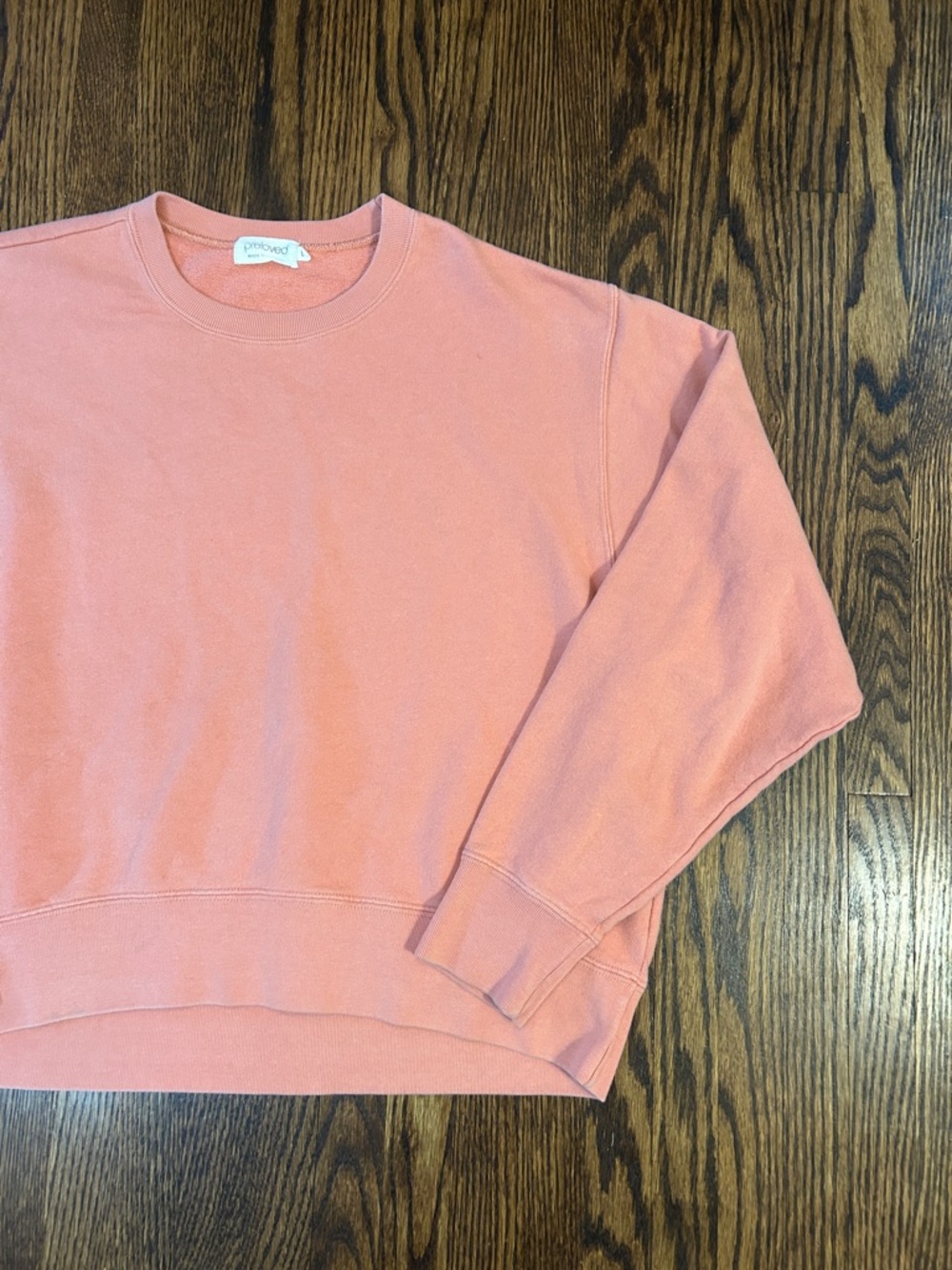 Preloved Sweatshirt Made in Canada - Picture 4 of 10